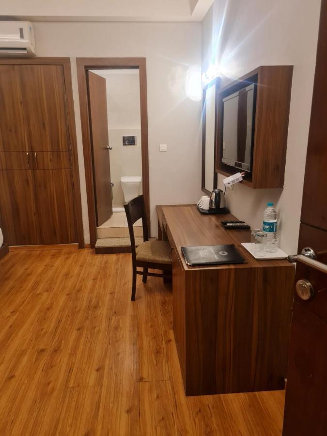 Haldwāni Hotel Lemon Park المظهر الخارجي الصورة